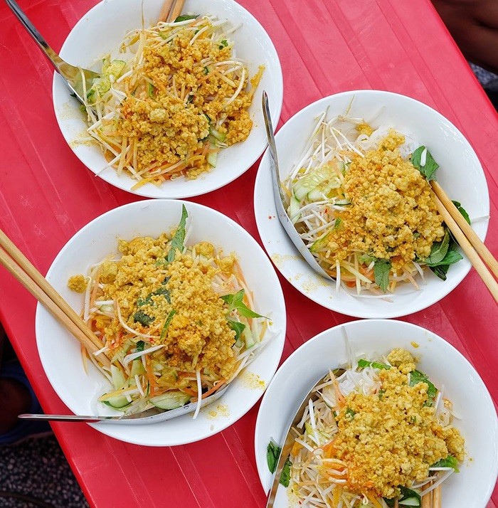 Bún kèn Dì Hồng đã có hơn 30 năm ở Phú Quốc