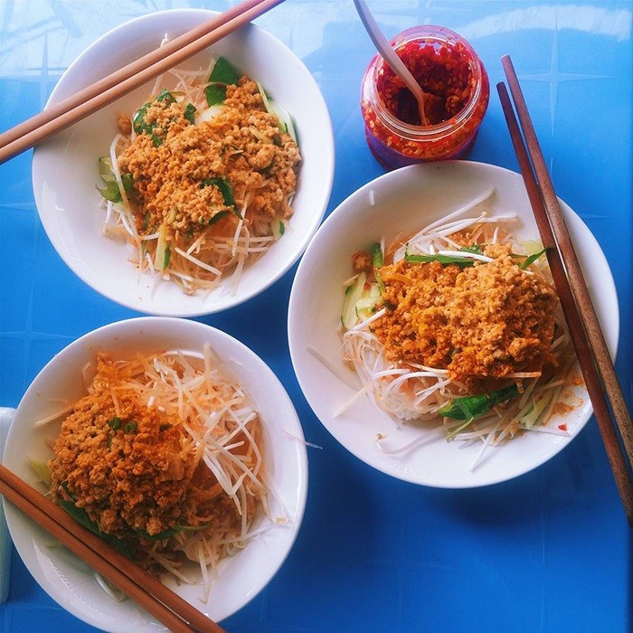 Bún kèn quán Dì Liên đầy đặn chuẩn vị
