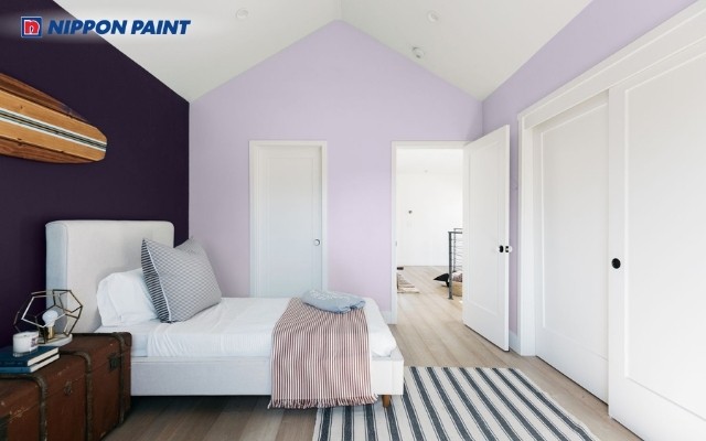 Sự kết hợp giữa màu tím và nội thất tối giản mang đến vẻ đẹp thanh thuần