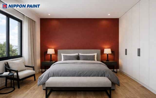 Sử dụng mảng tường đỏ sau đầu giường tạo nét bứt phá
